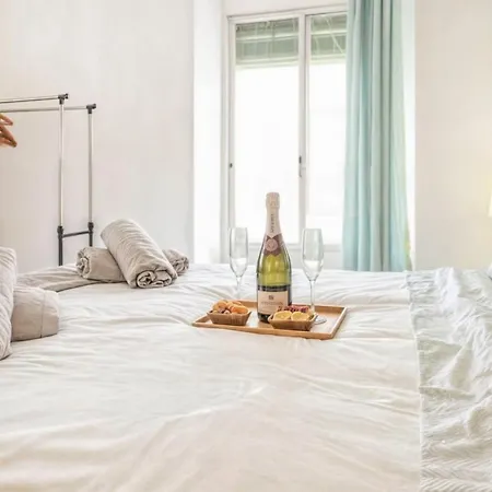 Flores Apartment-coastal Refuge By The * Estepona